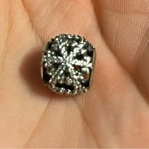 Sparkle snowflake charm